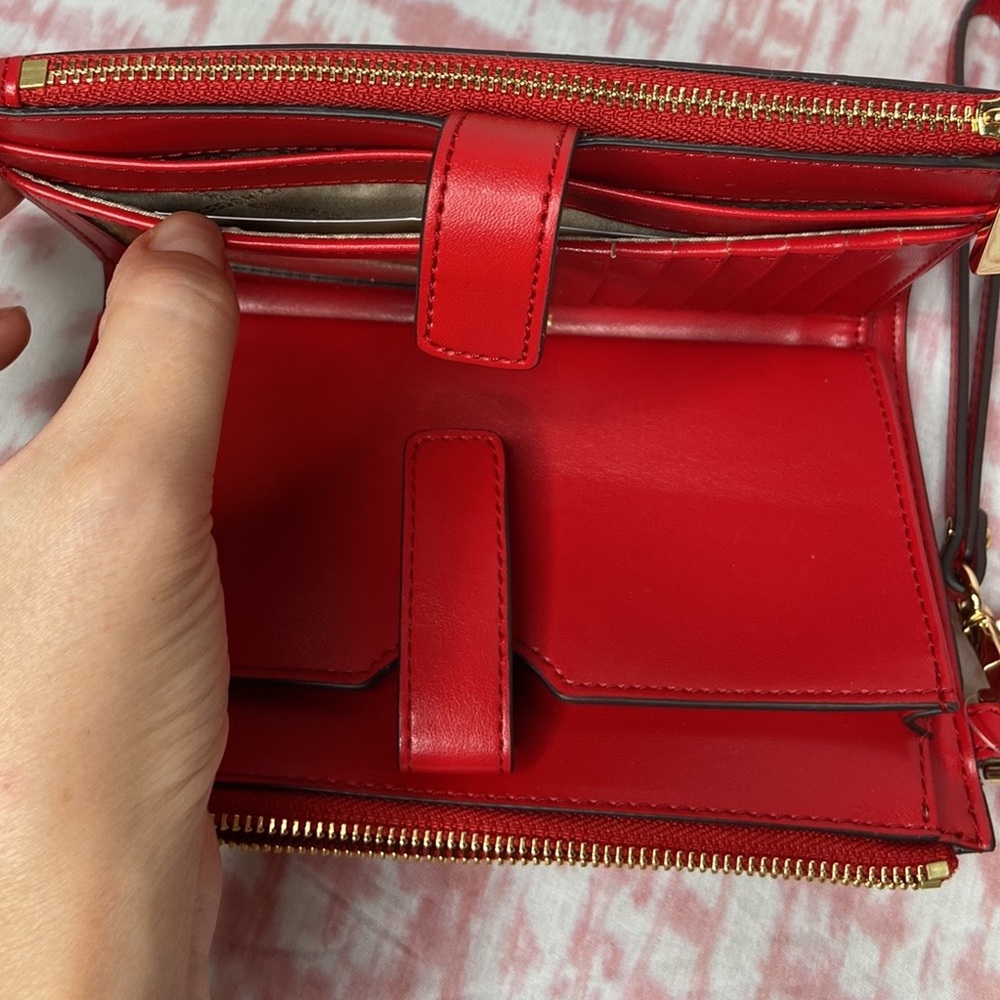 NWT MSRP$198 Michael Kors Jet Set Crimson Glitter Logo Double Zip Wristlet Gift - Picture 5 of 7